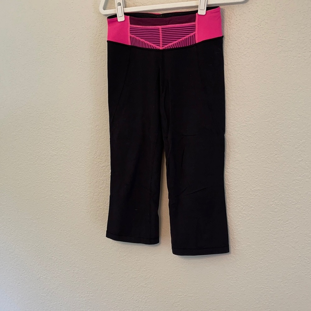 Lululemon Size 6 Crop